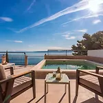 Villa Perla Blu With 4 Bedrooms, Heated Pool, Jacuzzi, 50m From *