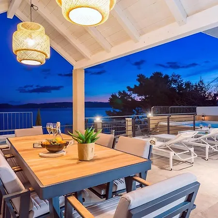 Perla Blu With 4 Bedrooms, Heated Pool, Jacuzzi, 50m From *