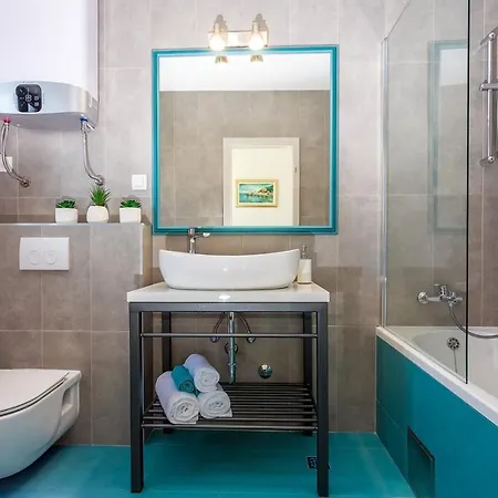 Perla Blu With 4 Bedrooms, Heated Pool, Jacuzzi, 50m From 别墅 *