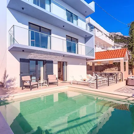 Perla Blu With 4 Bedrooms, Heated Pool, Jacuzzi, 50m From Villa *
