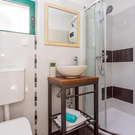 别墅 Perla Blu With 4 Bedrooms, Heated Pool, Jacuzzi, 50m From 皮萨克